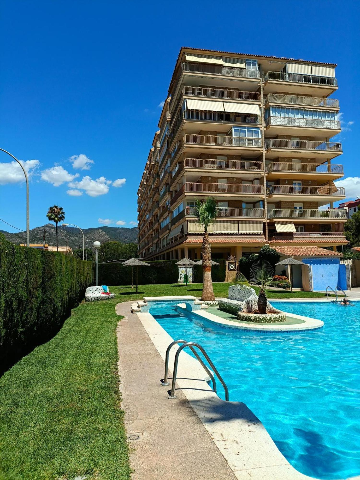 Costa Brazil Sunset Apartment ベニカシム エクステリア 写真